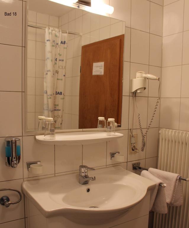 Legend Hotel Biebesheim am Rhein Cameră foto